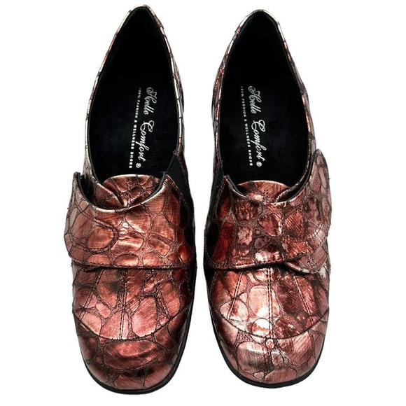 HELLE COMFORT RED SNAKE PRINT BLOCK HEEL LOAFERS SIZE 6.5-7 - Picture 2 of 7
